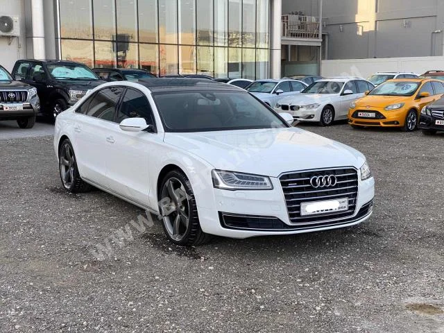 اودي  أي 8  أل  2015  سيدان  اتوماتك  6  90,000  دفع كلي مستمر  أبيض  بنزين
