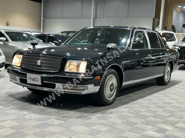 Toyota  CENTURY  1997  Sedan  Automatic  12  98,000  RWD  Black  Gasoline