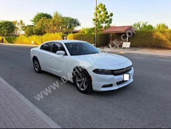 دودج  تشارجر  2015  سيدان  اتوماتك  6  325,800  دفع خلفي  أبيض  بنزين