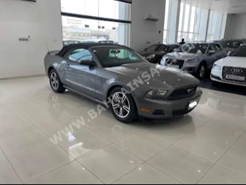 فورد  موستانغ  2010  سيدان  اتوماتك  6  156,100  دفع خلفي  رمادي  بنزين