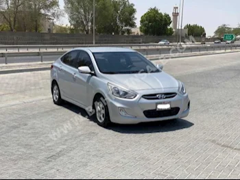 هيونداي  اكسنت  1.6  2016  سيدان  اتوماتك  4  130,250  دفع أمامي  فضي  بنزين
