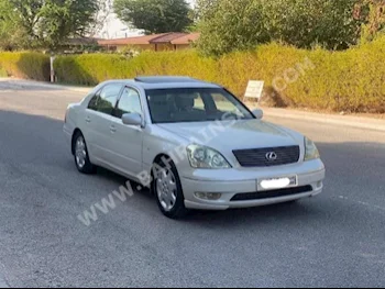 لكزس  ال اس  430  2001  سيدان  اتوماتك  8  198,000  دفع خلفي  أبيض  بنزين