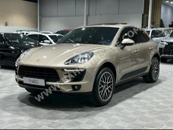 Porsche  Macan  2018  SUV  Automatic  6  46,000  4WD  Beige  Gasoline
