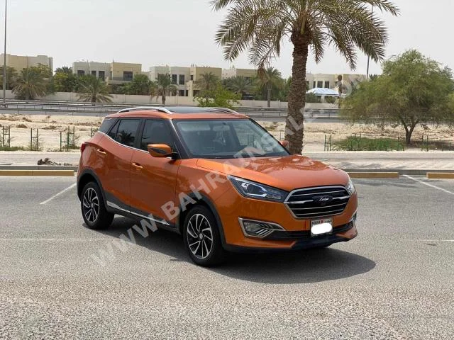 زوتي  تي 300  2019  اس يو في  اتوماتك  4  19,650  دفع أمامي  برتقالي  بنزين