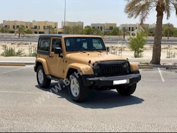 جييب  رانجلار  صحارى  2014  اس يو في  اتوماتك  6  132,300  دفع خلفي  ذهبي  بنزين