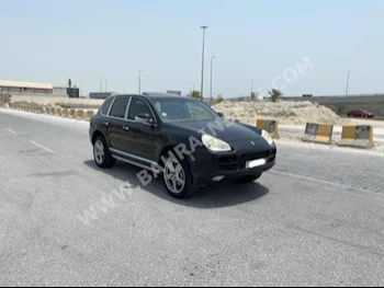 بورش  كيان  2006  اس يو في  اتوماتك  8  239,150  دفع كلي مستمر  أسود  بنزين