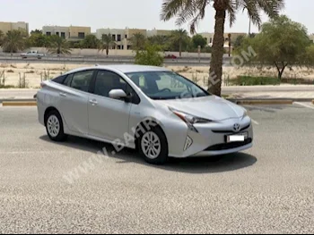 تويوتا  بيريوس  هايبرد  2017  سيدان  اتوماتك  4  119,400  دفع أمامي  فضي  بنزين