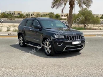 جييب  جراند شيروكي  ليميتد  2016  اس يو في  اتوماتك  8  94,500  دفع رباعي  أسود  بنزين