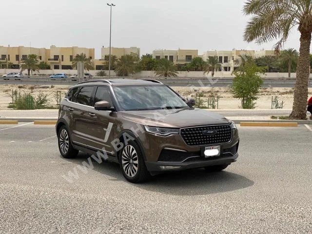 زوتي  تي 700  2020  اس يو في  اتوماتك  4  45,150  دفع أمامي  بني  بنزين