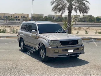 تويوتا  لاند كروزر  في اكس ار  1999  اس يو في  اتوماتك  8  336,350  دفع رباعي  فضي  بنزين