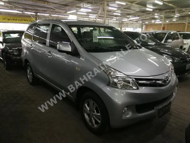 Toyota  Avanza  2015  Sedan  Automatic  4  39,000  FWD  Silver  Gasoline