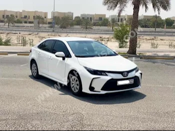 تويوتا  كورولا  اكس ال اي  2022  سيدان  اتوماتك  4  40,900  دفع أمامي  أبيض  بنزين
