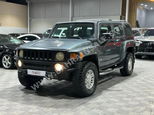 همر  اتش 3  2008  اس يو في  اتوماتك  5  270,000  دفع رباعي  رمادي  بنزين