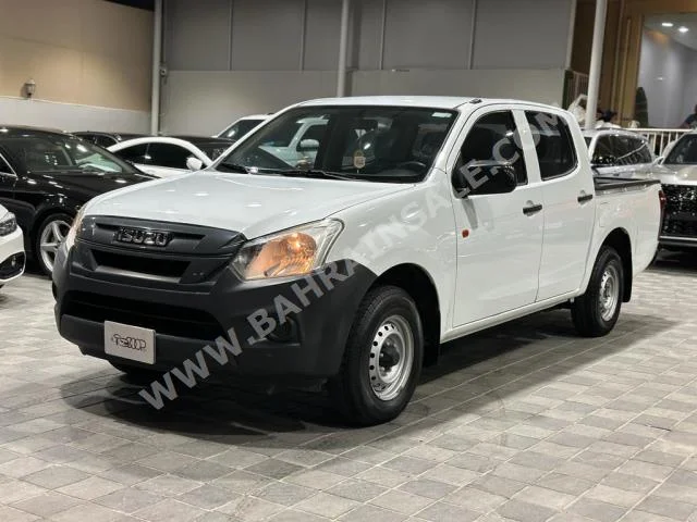 Isuzu  Pickup  2020  Pick Up  Manual  4  106,000  RWD  White  Diesel