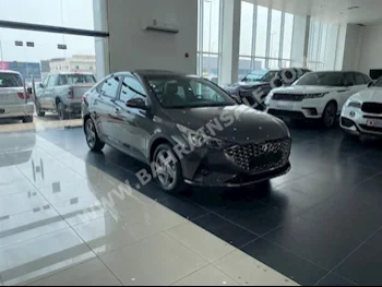 هيونداي  اكسنت  1.6  2023  سيدان  اتوماتك  4  50  دفع أمامي  رمادي  بنزين