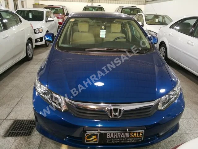 هوندا  سيفيك  EXI  2012  سيدان  اتوماتك  4  86,000  دفع أمامي  ازرق  بنزين