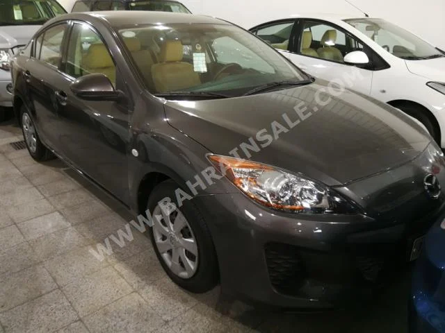 مازدا  مازدا 3  2013  سيدان  اتوماتك  4  83,000  دفع أمامي  رمادي  بنزين