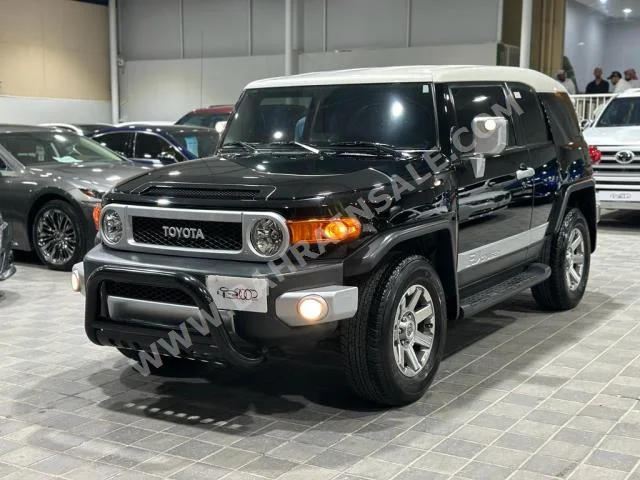 Toyota  FJ Cruiser  2018  SUV  Automatic  6  110,000  4WD  Black  Gasoline