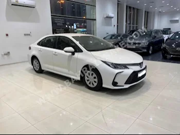 تويوتا  كورولا  اكس ال اي  2021  سيدان  اتوماتك  4  72,300  دفع أمامي  أبيض  بنزين