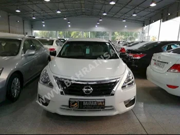 نيسان  ألتيما  2013  سيدان  اتوماتك  4  70,000  دفع أمامي  أبيض لؤلؤي  بنزين