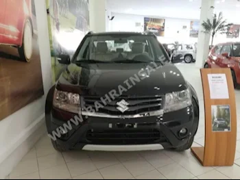 Suzuki  Grand Vitara  2016  SUV  Automatic  4  0  4WD  Black  Gasoline