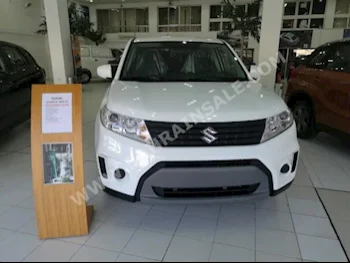 Suzuki  Vitara  2016  SUV  Automatic  4  0  4WD  White  Gasoline