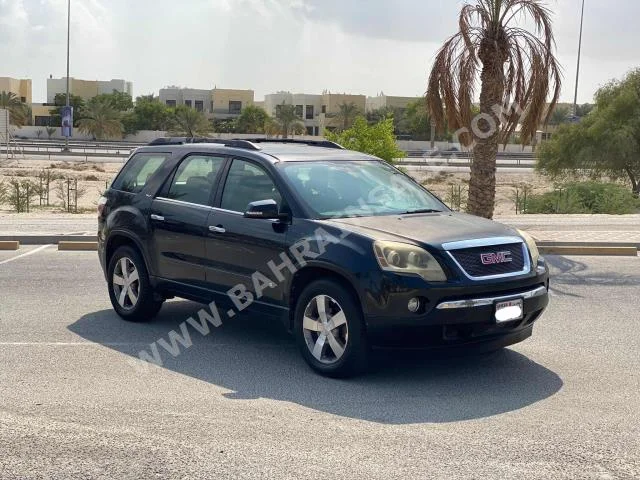 GMC  Acadia  2010  SUV  Automatic  6  140,000  RWD  Black  Gasoline