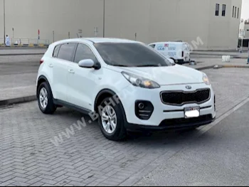 Kia  Sportage  2.4 LX  2017  SUV  Automatic  4  60,600  AWD  White  Gasoline