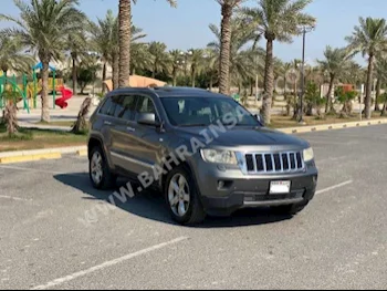 Jeep  Grand Cherokee  Limited  2012  SUV  Automatic  8  154,450  4WD  Gray  Gasoline