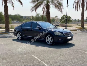 Mercedes-Benz  S-Class  500  2007  Sedan  Automatic  8  166,150  RWD  Blue  Gasoline