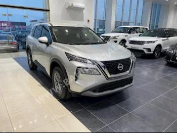 Nissan  X-Trail  2023  SUV  Automatic  4  10  FWD  Gray  Gasoline