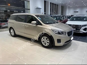 Kia  Carnival  2016  SUV  Automatic  6  102,400  FWD  Gold  Gasoline