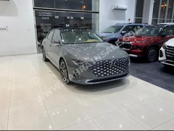 Hyundai  Azera  2023  Sedan  Automatic  6  16,600  FWD  Gray  Gasoline