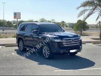 Toyota  Land Cruiser  GXR  2022  SUV  Automatic  6  54,100  AWD  Blue  Gasoline