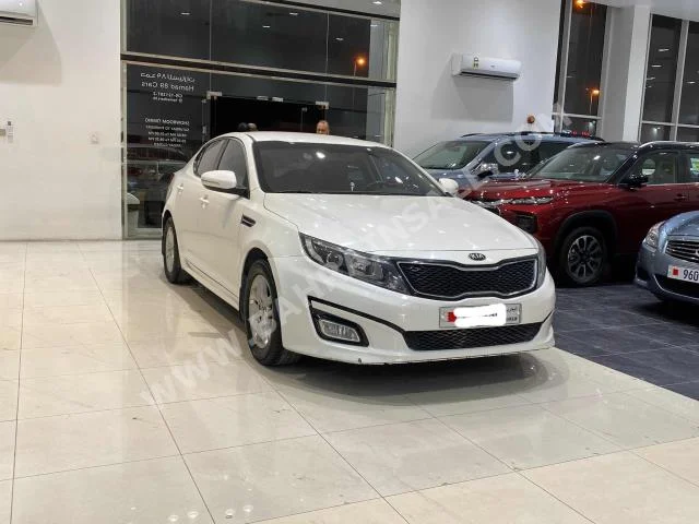 Kia  Optima  2.4  2015  Sedan  Automatic  4  99,200  FWD  White  Gasoline