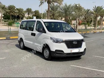 Hyundai  H1  2019  Van / Bus  Automatic  4  113,350  FWD  White  Gasoline