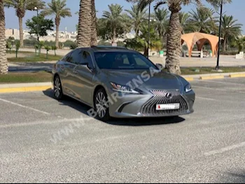 Lexus  ES  350  2021  Sedan  Automatic  6  57,750  FWD  Silver  Gasoline