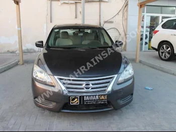 Nissan  Sentra  2014  Sedan  Automatic  4  71,000  FWD  Black  Gasoline