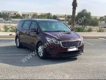 Kia  Carnival  2016  SUV  Automatic  6  243,650  RWD  Maroon  Gasoline