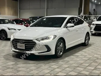 Hyundai  Elantra  2018  Sedan  Automatic  4  100,000  FWD  White  Gasoline