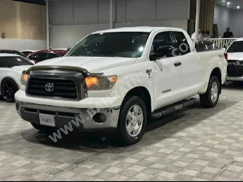 Toyota  Tundra  SR5  2008  Pick Up  Automatic  8  90,000  4WD  White  Gasoline