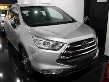 JAC  Jac  2017  SUV  Automatic  4  0  4WD  Silver  Gasoline