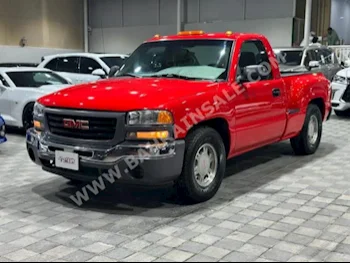 GMC  Sierra  2001  Pick Up  Manual  8  350,000  4WD  Red  Gasoline
