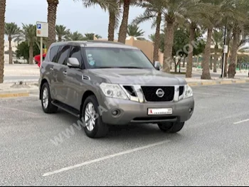 نيسان  باترول  ال اي  2013  اس يو في  اتوماتك  8  117,250  دفع كلي مستمر  رمادي  بنزين