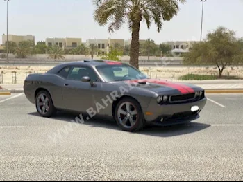 دودج  تشالنجر  2014  سيدان  اتوماتك  6  151,000  دفع خلفي  رمادي  بنزين