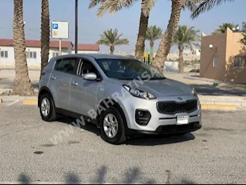 كيا  سبورتج  2.0 اي اكس  2017  اس يو في  اتوماتك  4  49,250  دفع أمامي  فضي  بنزين