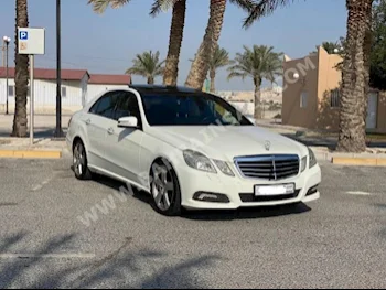 مرسيدس - بنز  اي - كلاس  300  2010  سيدان  اتوماتك  6  226,450  دفع أمامي  أبيض  بنزين