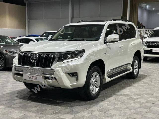 Toyota  Prado  TXL  2019  Sedan  Automatic  6  95,000  4WD  White  Gasoline