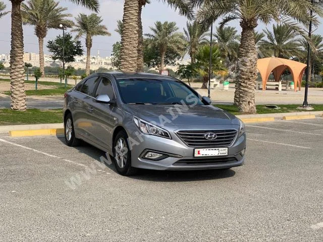 هيونداي  سوناتا  2015  سيدان  اتوماتك  4  124,200  دفع أمامي  فضي  بنزين