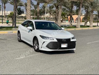 تويوتا  أفالون  اكس ال اي  2019  سيدان  اتوماتك  6  76,850  دفع أمامي  أبيض  بنزين